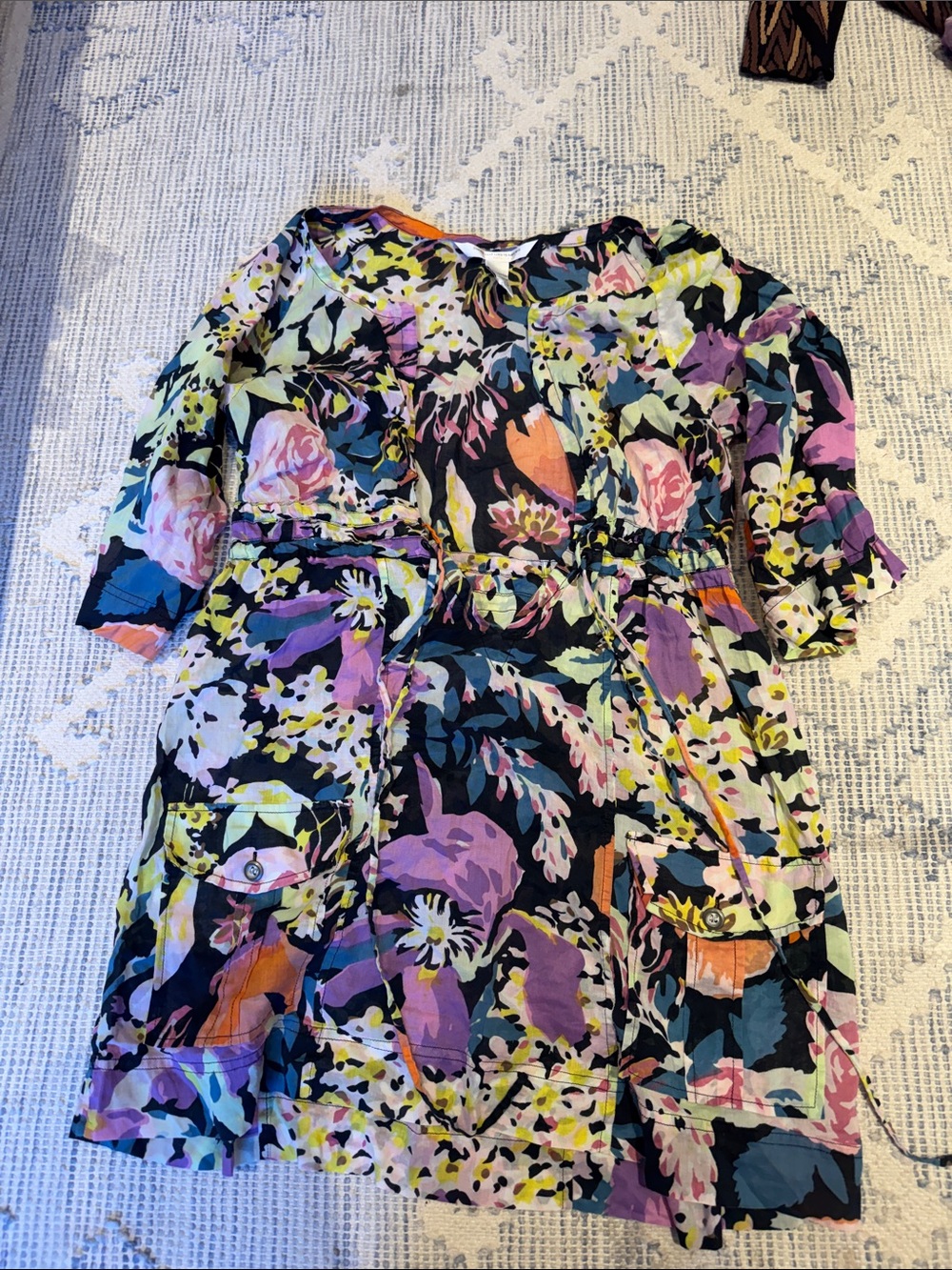 Diane Von Furstenberg Floral Tie-Waist swim cover up -M